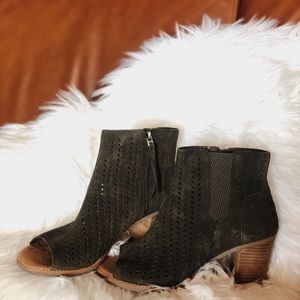 ✨ Women's Majorca Peep Toe Mid Calf Boot ✨